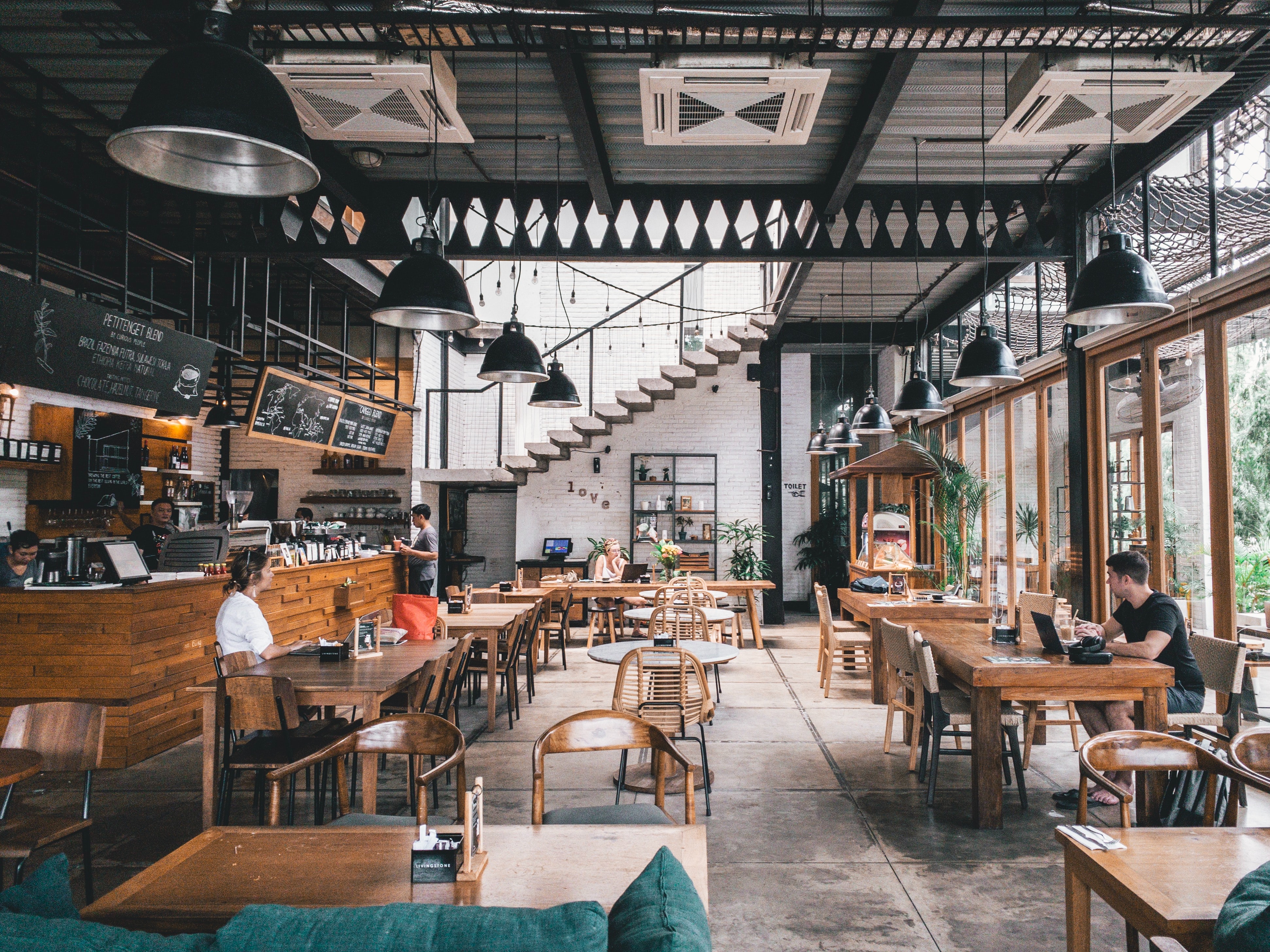 Nearly half of diners aren’t enjoying restaurants like before