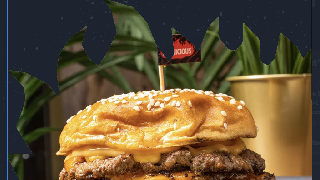 SVG Clip-path for Custom Image Cropping