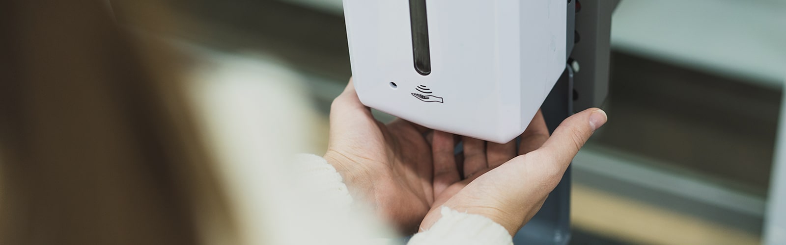 Creating safe, hands-free dispensers at the height of COVID-19: Innovolo partners with Bradley’s Metal Finishers Ltd to deliver a critical product when it mattered most.