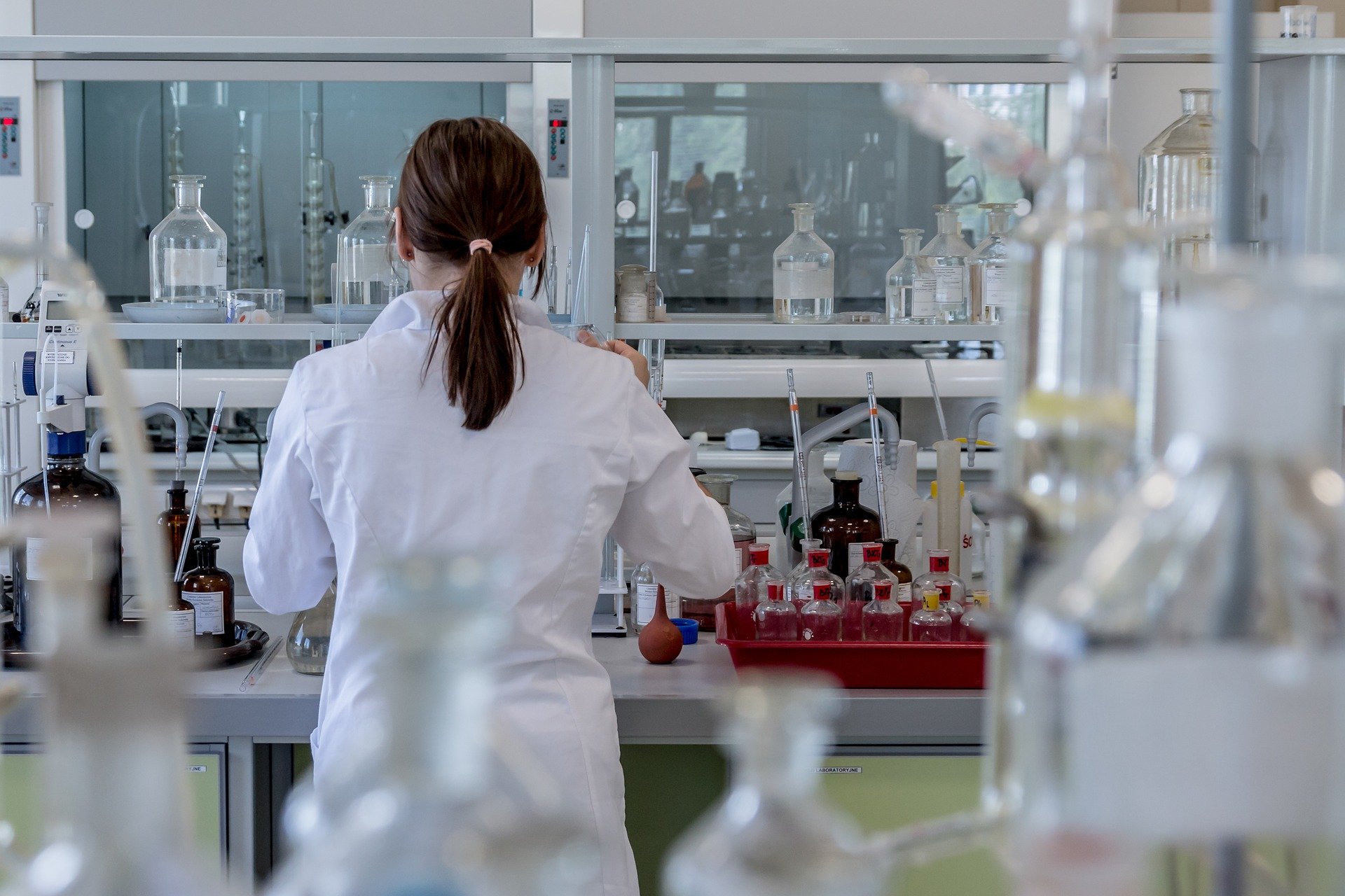 Recruitment headaches are over: Innovolo empowers Tesa-Sugru's short-term research process with expertise from 13 international specialists. No long-term hires necessary.
