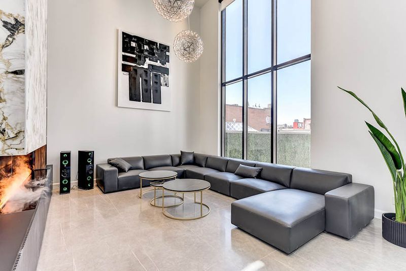 Curated Vip Penthouse Experience Gallery View 46