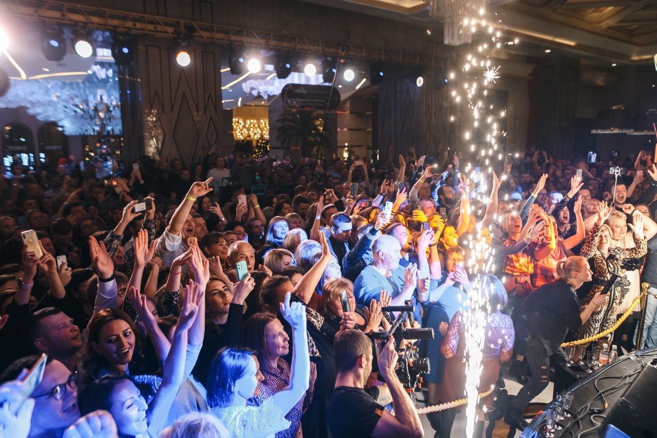 казино сочи красная поляна. красная поляна концерты. концерты красная поляна. ред арена эсто садок. концерты в казино.