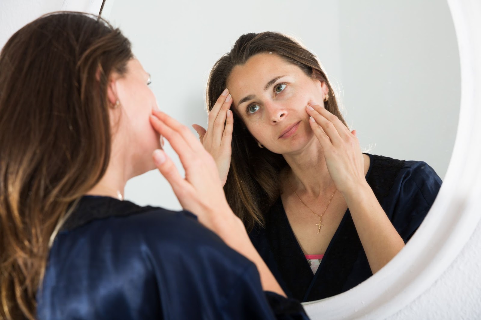 Is it Normal to Have Acne During Menopause? Midi