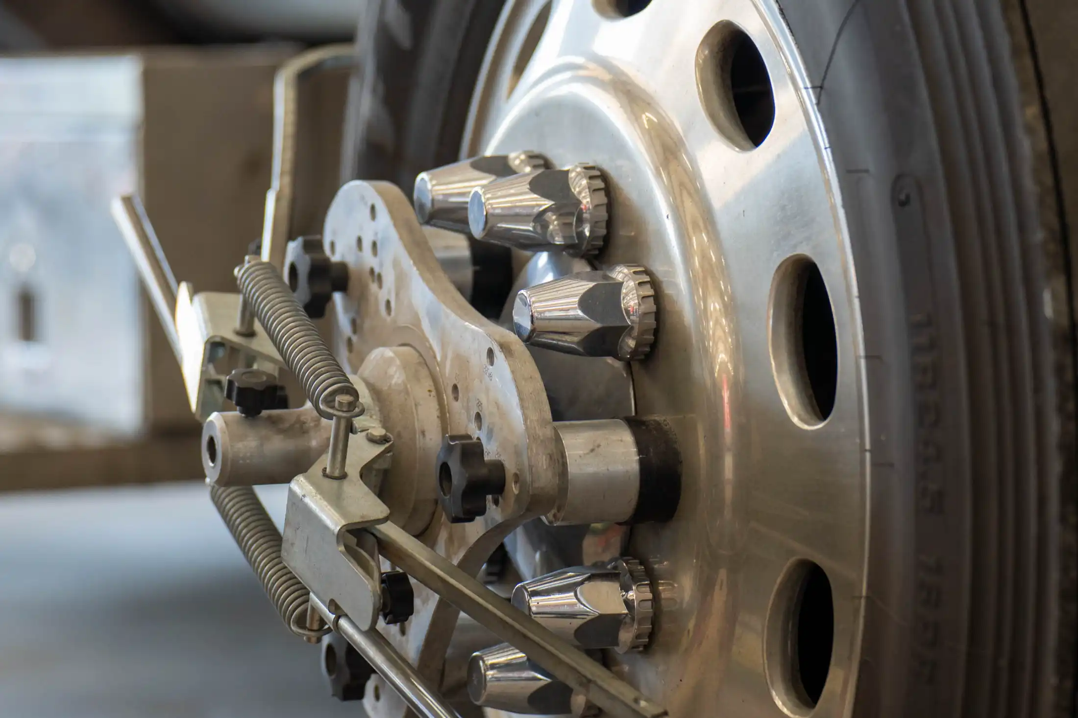 Understanding Air Brakes in HeavyDuty Trucks