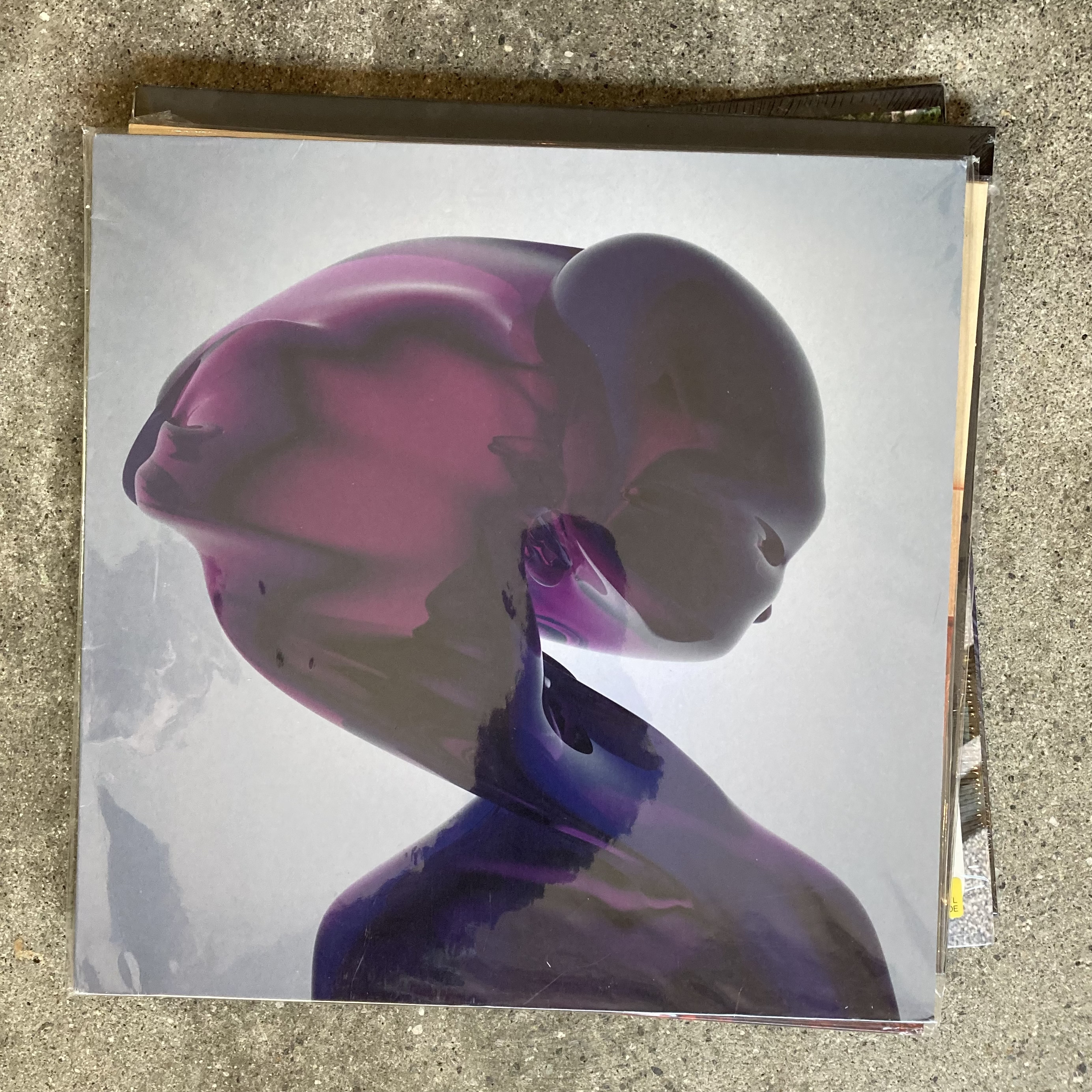 Das dritte Album der Londoner Produzentin testet die Grenzen der Tanzmusik nicht nur um des Experimentierens willen aus, sondern als Ausdruck von Verletzlichkeit und als Mittel zur Selbsterkenntnis.