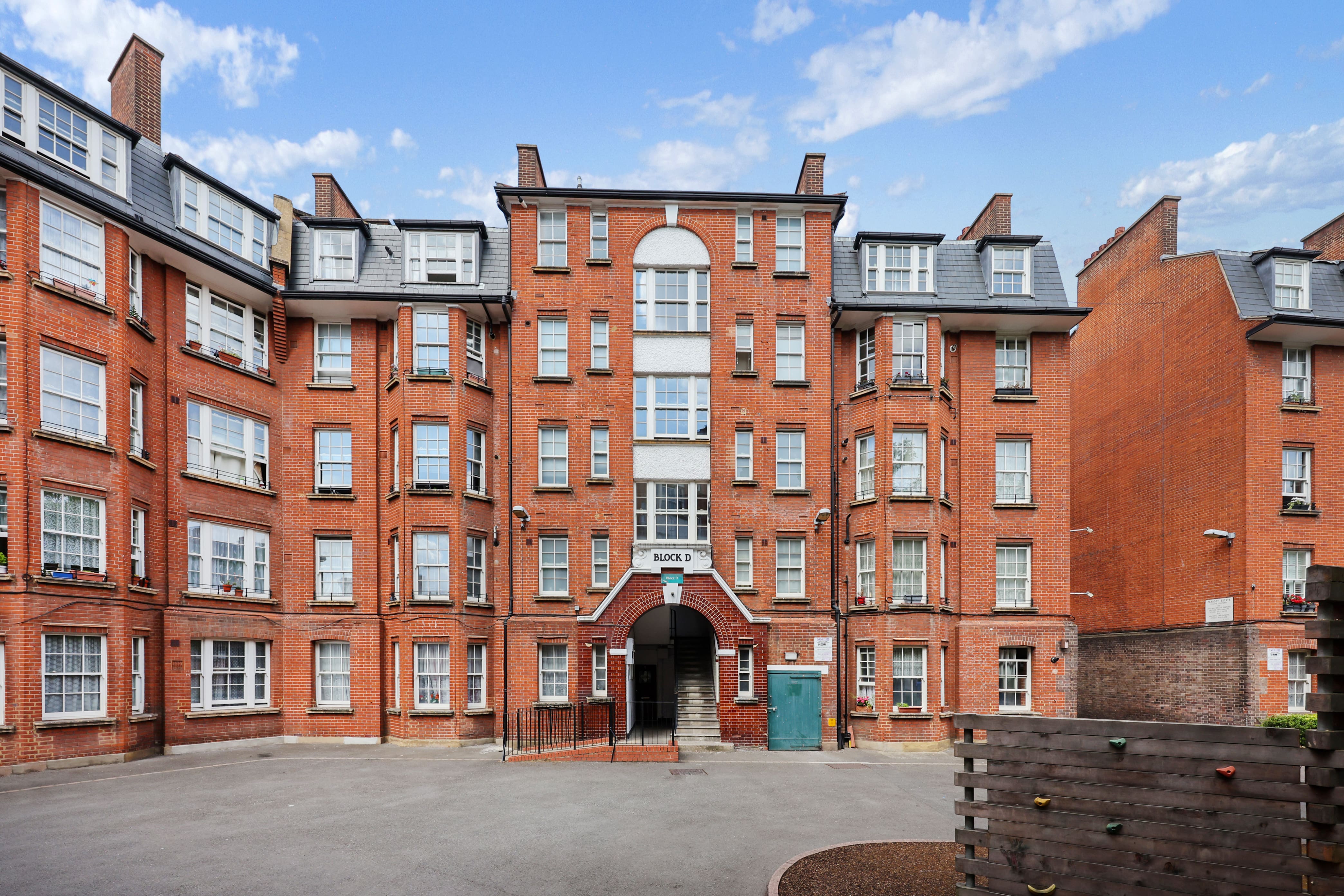 Peabody Estate, Elephant and Castle, SE17 Listed by Jamie Hutton