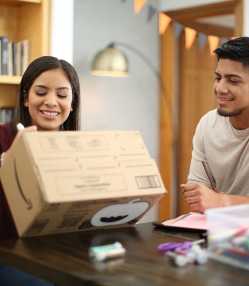 Transforming Amazon Boxes into a Brand Experience with AR Subvrsive