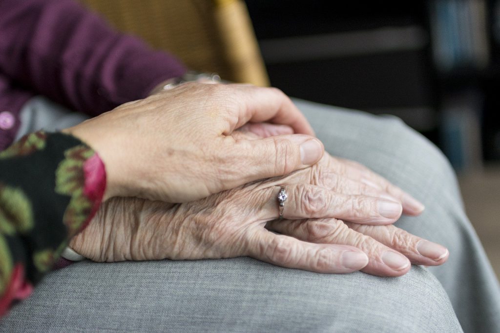 When someone dies unexpectedly, it can be that more difficult to cope with the sudden loss.