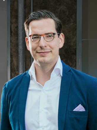 Dr. Dominik Benner - CEO - Benner Holding / The Platform Group ...