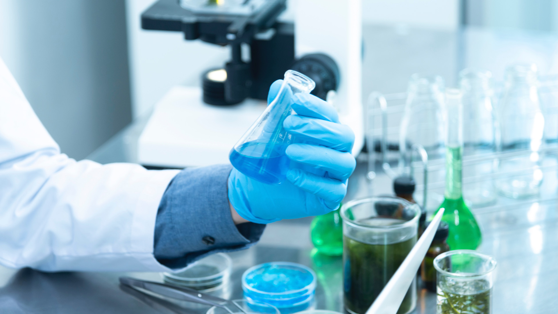 Microsoft and AkzoNobel to Explore How Quantum Computing and Azure Services Can Accelerate Development of More Sustainable Paints