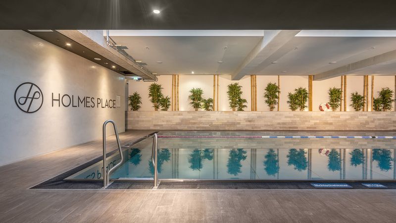 Holmes Place Premium Fitnessstudio l Berlin