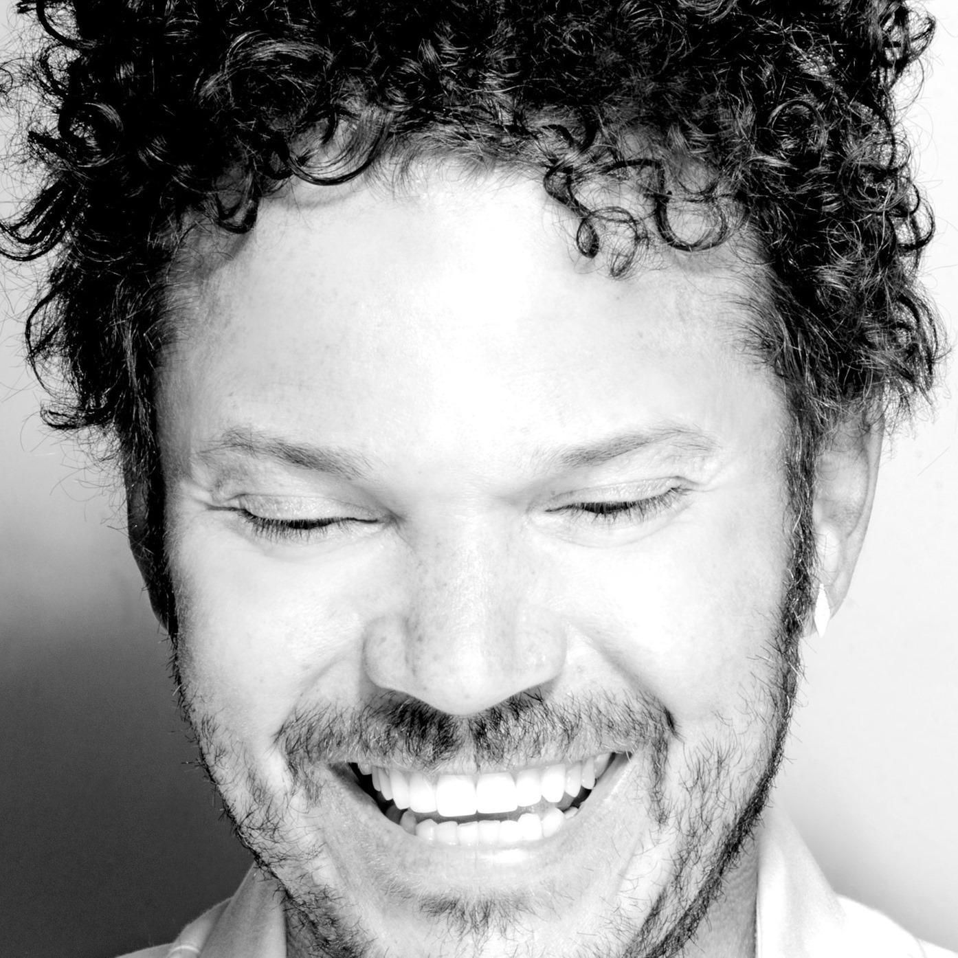 Cabas Colombian SingerSongwriter Biography and Music