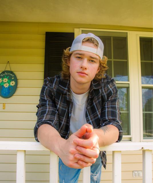 Logan Michael Bio and Music