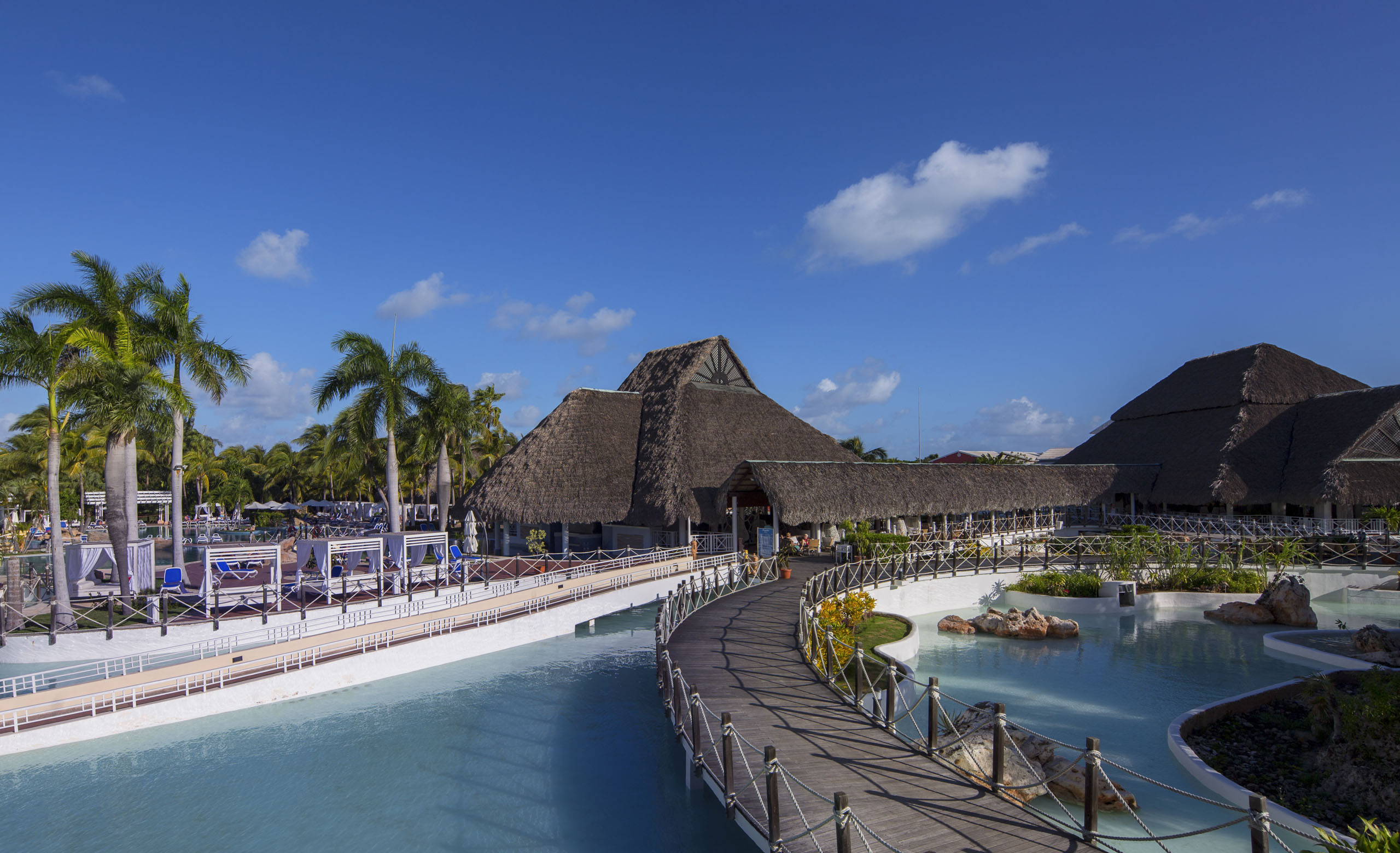 Royalton Hicacos Resort & Spa | Air Canada Vacations