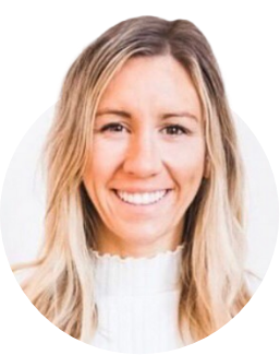Headshot of Seamless employee, Kaylee Niederhelam