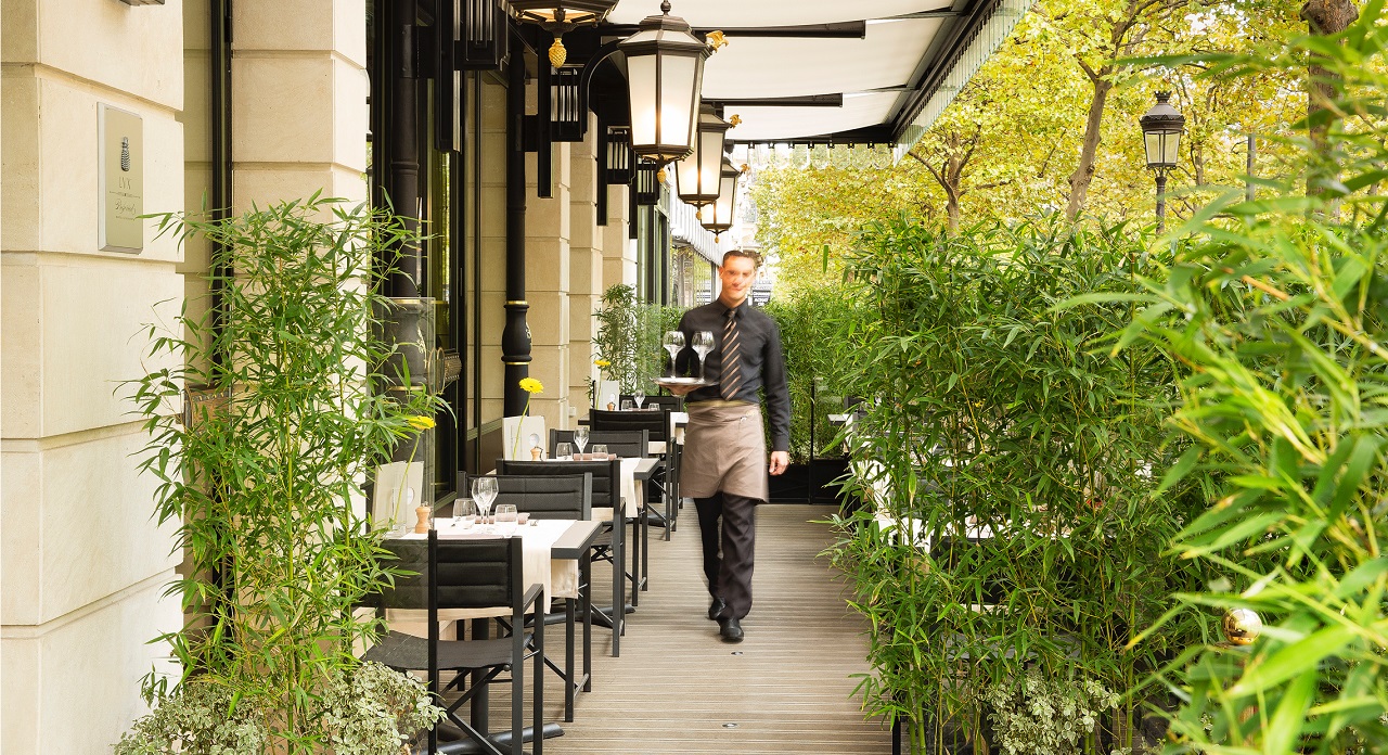 Photo Bar 1807 terrasse Hôtel Napoléon Paris