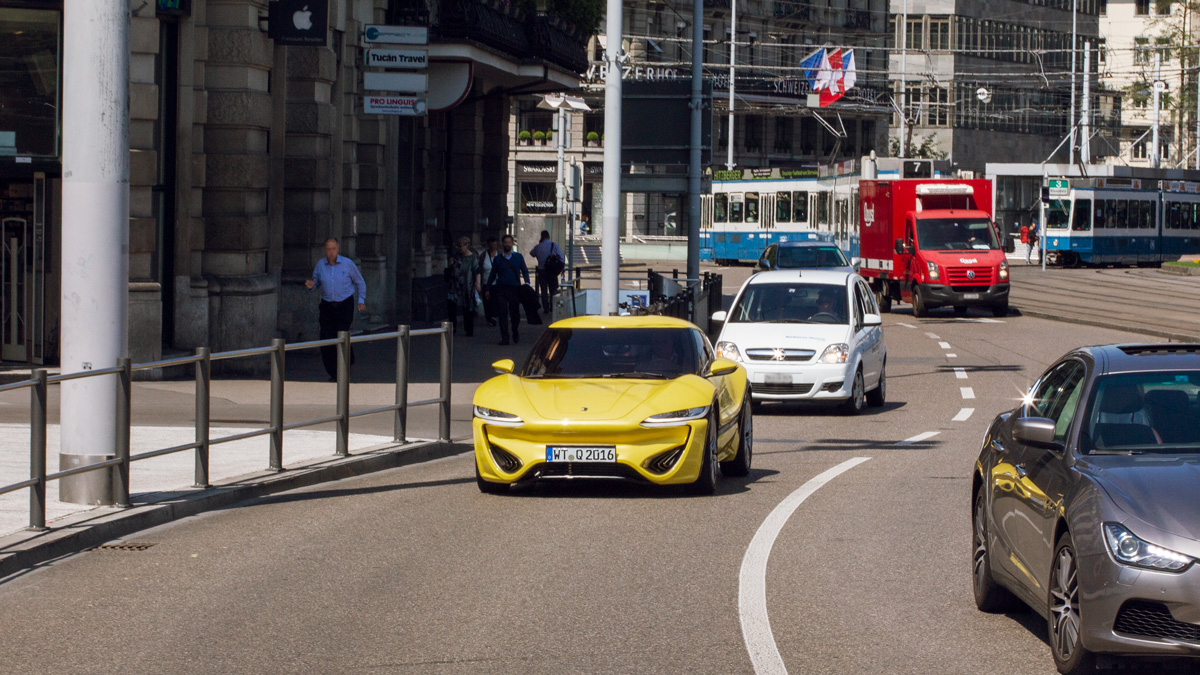 nanoFlowcell QUANTiNO 48VOLT driving in Zurich