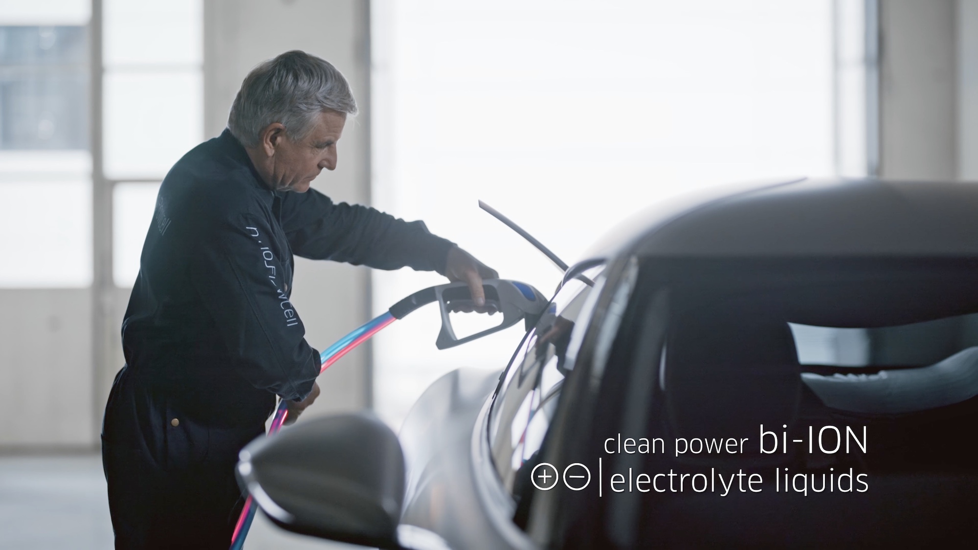 nanoFlowcell - QUANT 48VOLT fuelling with bi-ION®