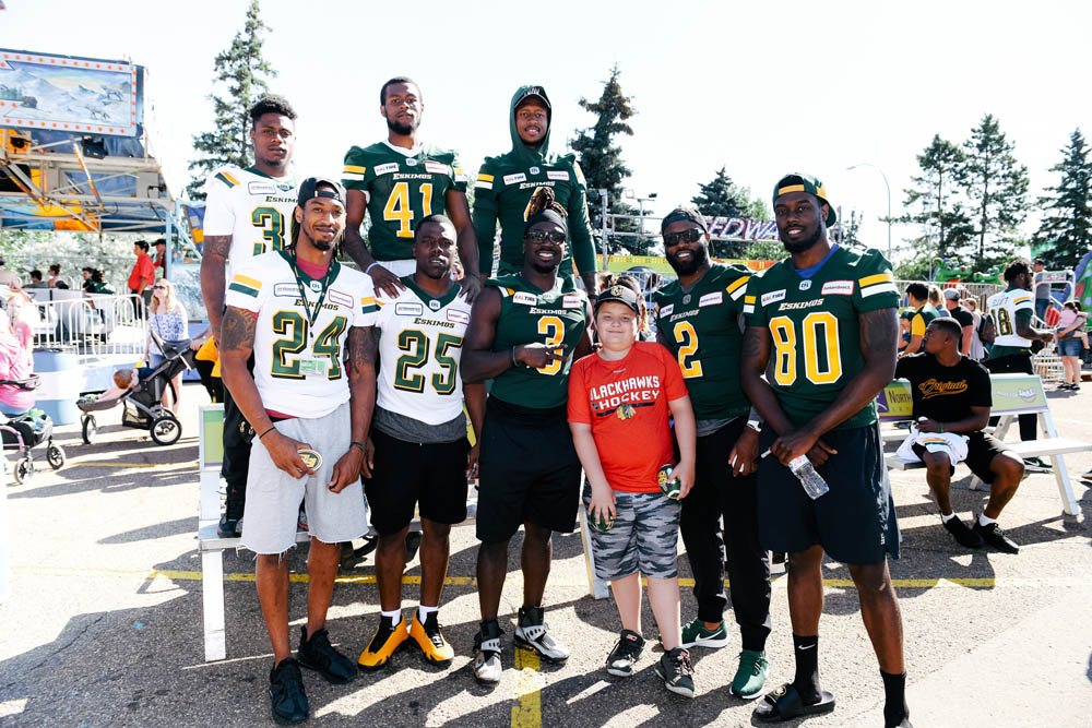 Monday morning magic the Edmonton Elk's with a fan