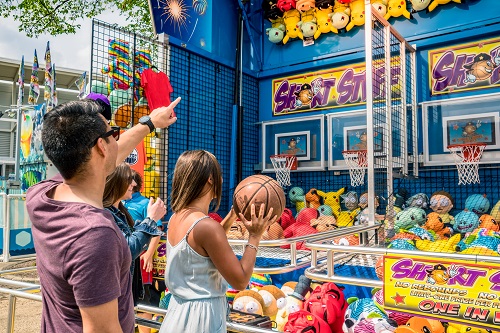 K-days playing game in the midway