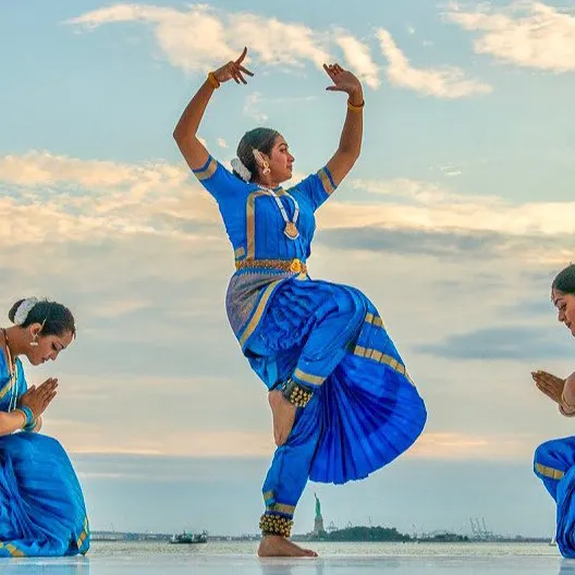 Kalanidhi Dance | Kuchipudi Dance School and Company