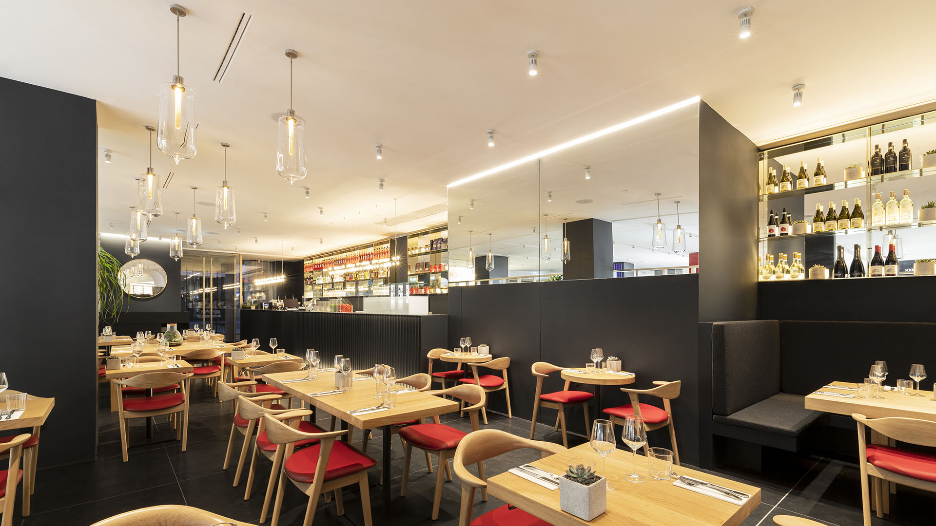 Obic Mozzarella Bar Ristorante E Pizzeria Al Piano Terra Di 