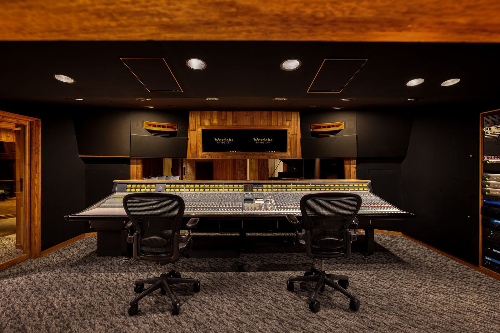 Studio/ba Westlake - Studio B