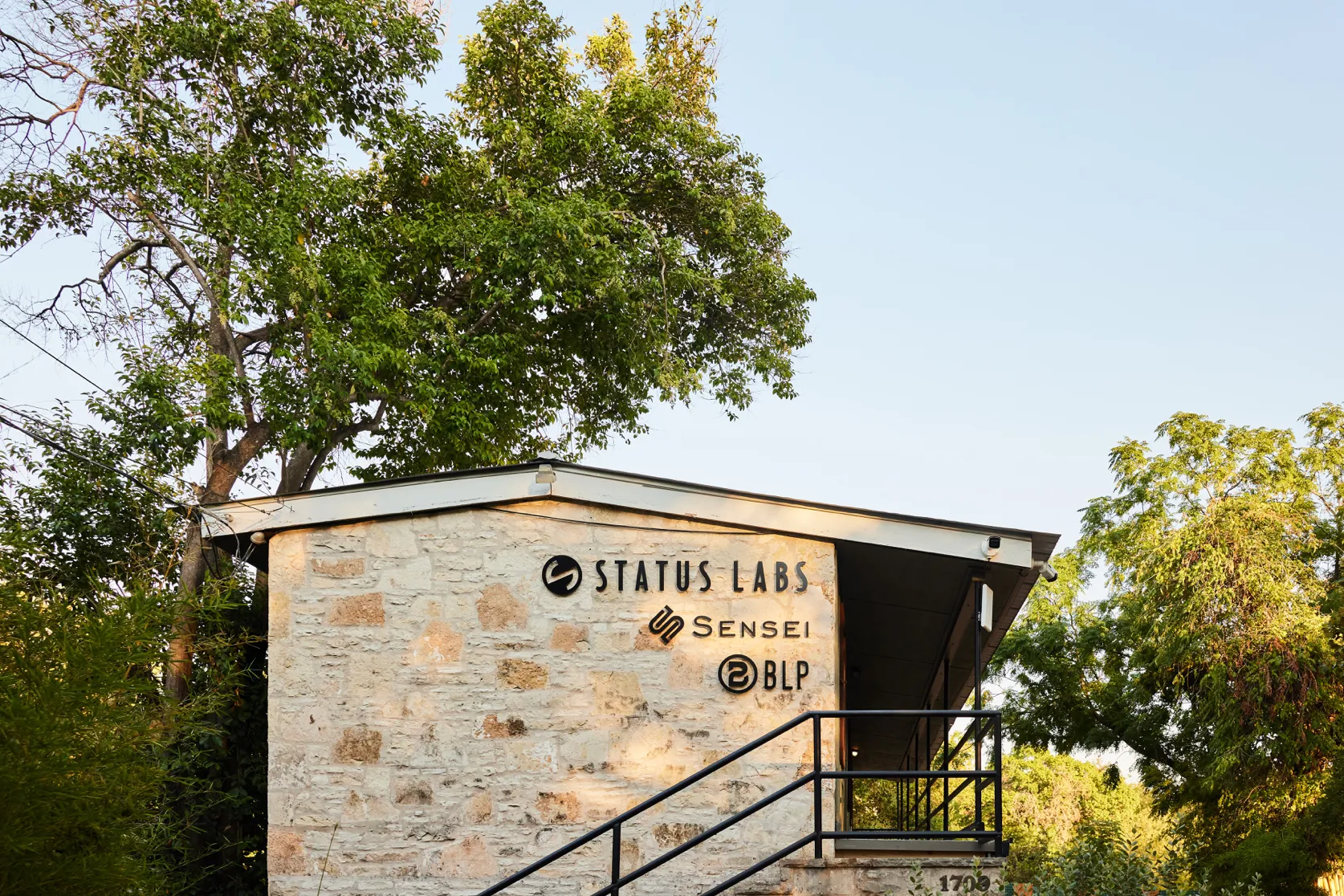 Status Labs