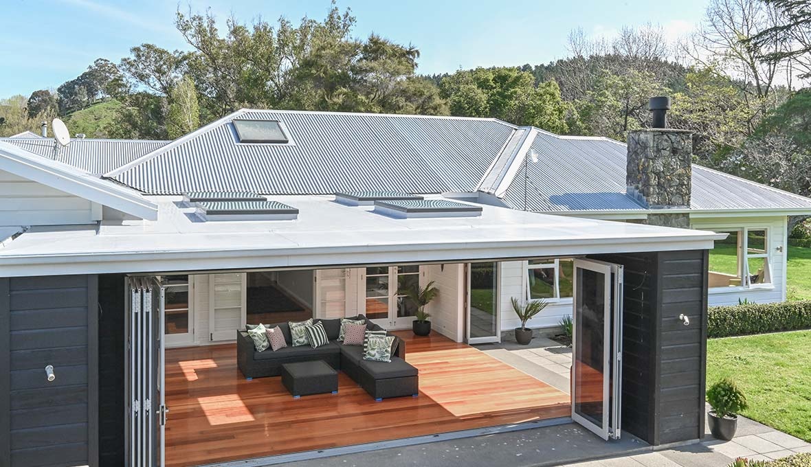 Improving the Indoor Outdoor Flow | Inspiration & Advice