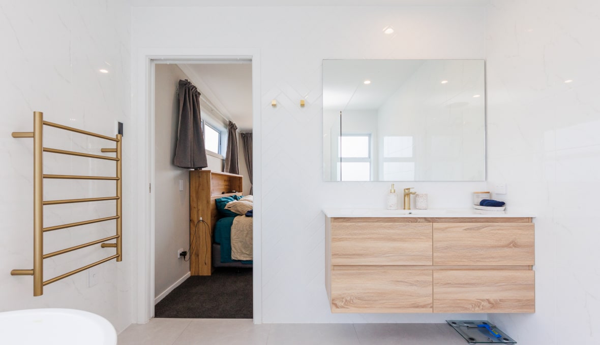 A stylish yet understated master suite extension in Shannon, Manawatu