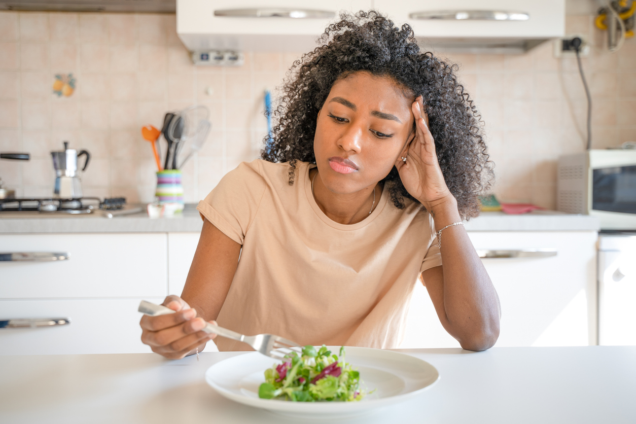 Emotional Eating Quiz: Are You an Emotional Eater? | Nourish