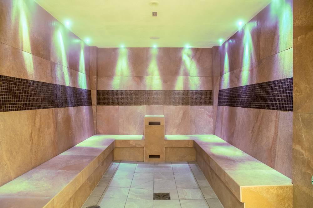 Steam Rooms Hot Tubs & Spas UK