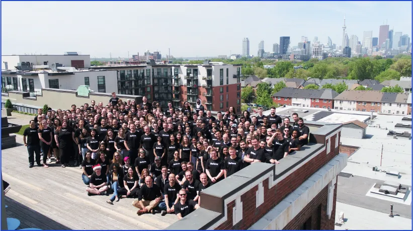 Group photo of Wave employees