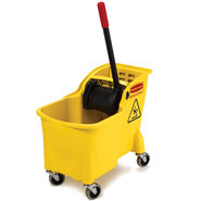 Tandem™ 31 Quart Bucket and Wringer Combo