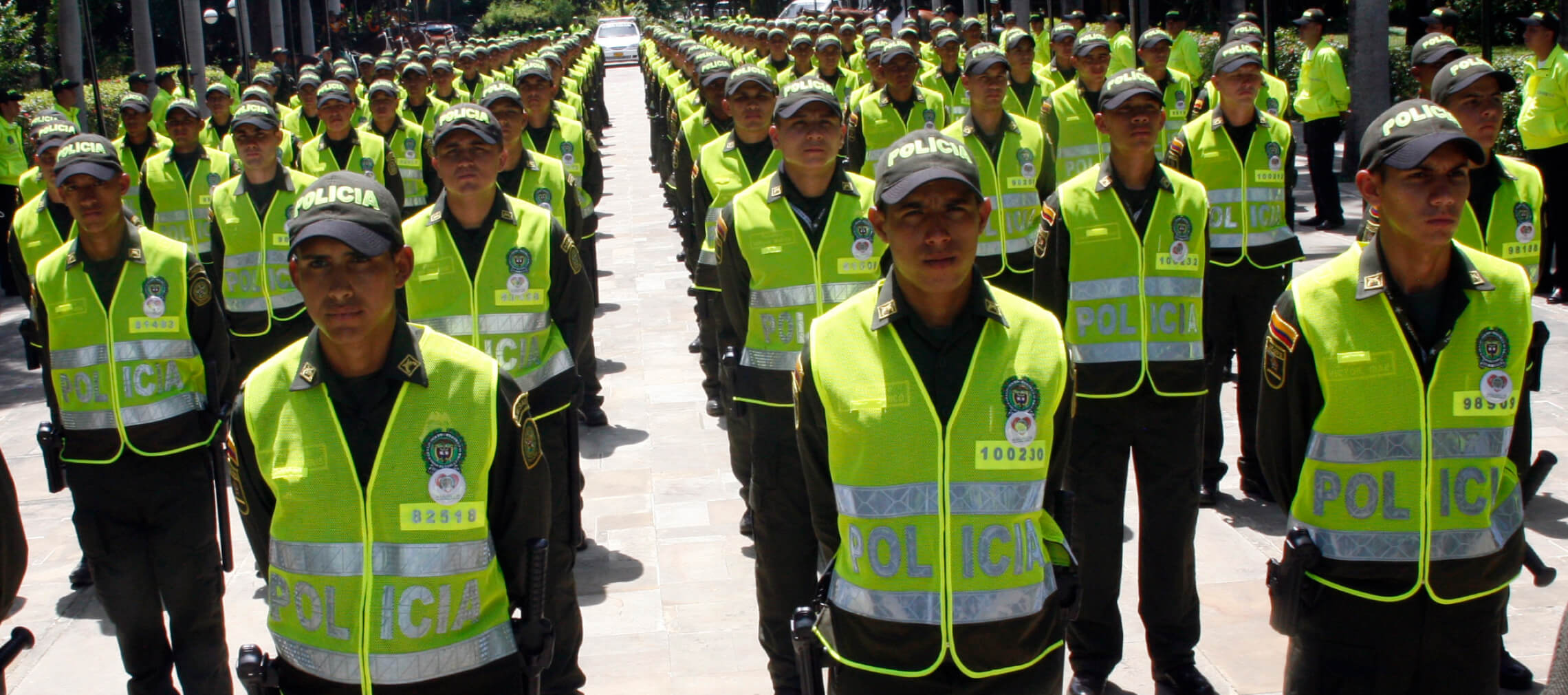 Medellín se refuerza con 100 cámaras corporales para la Policía