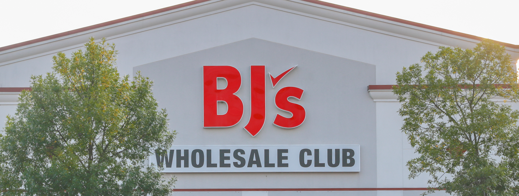 BJ's Wholesale HigherEnd Consumers Seeking Value, Cheap Gas The Anchor