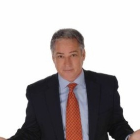 Headshot of Les Lent