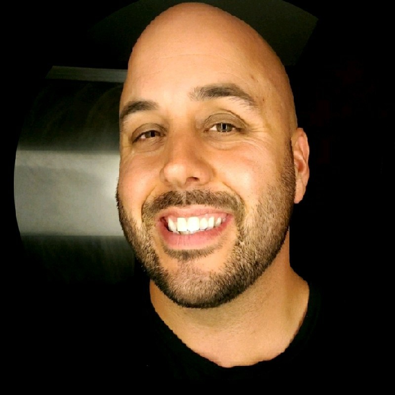 Headshot of Juliano Sarinelli