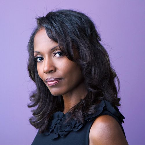 LinkedIn Professional Headshot Profile Picture Editor App by Facetune2