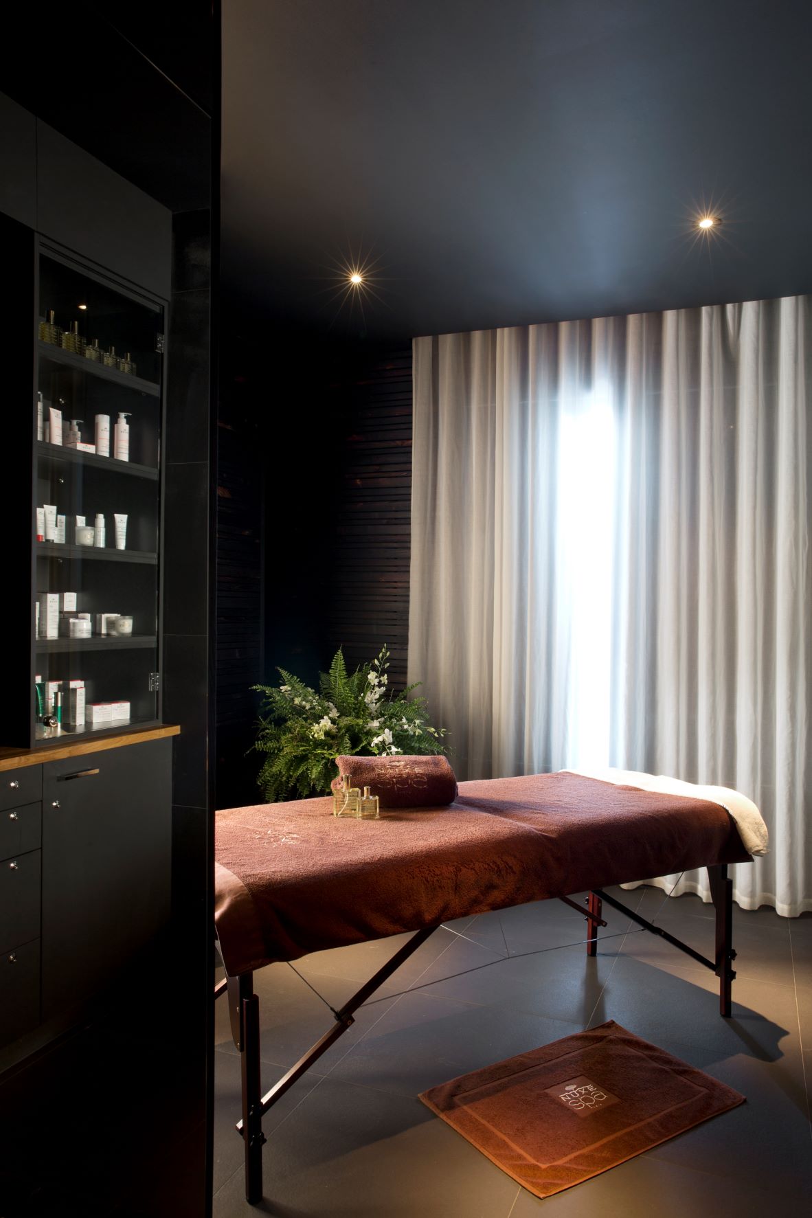 table de massage spa Terrass Hotel Montmartre Paris 