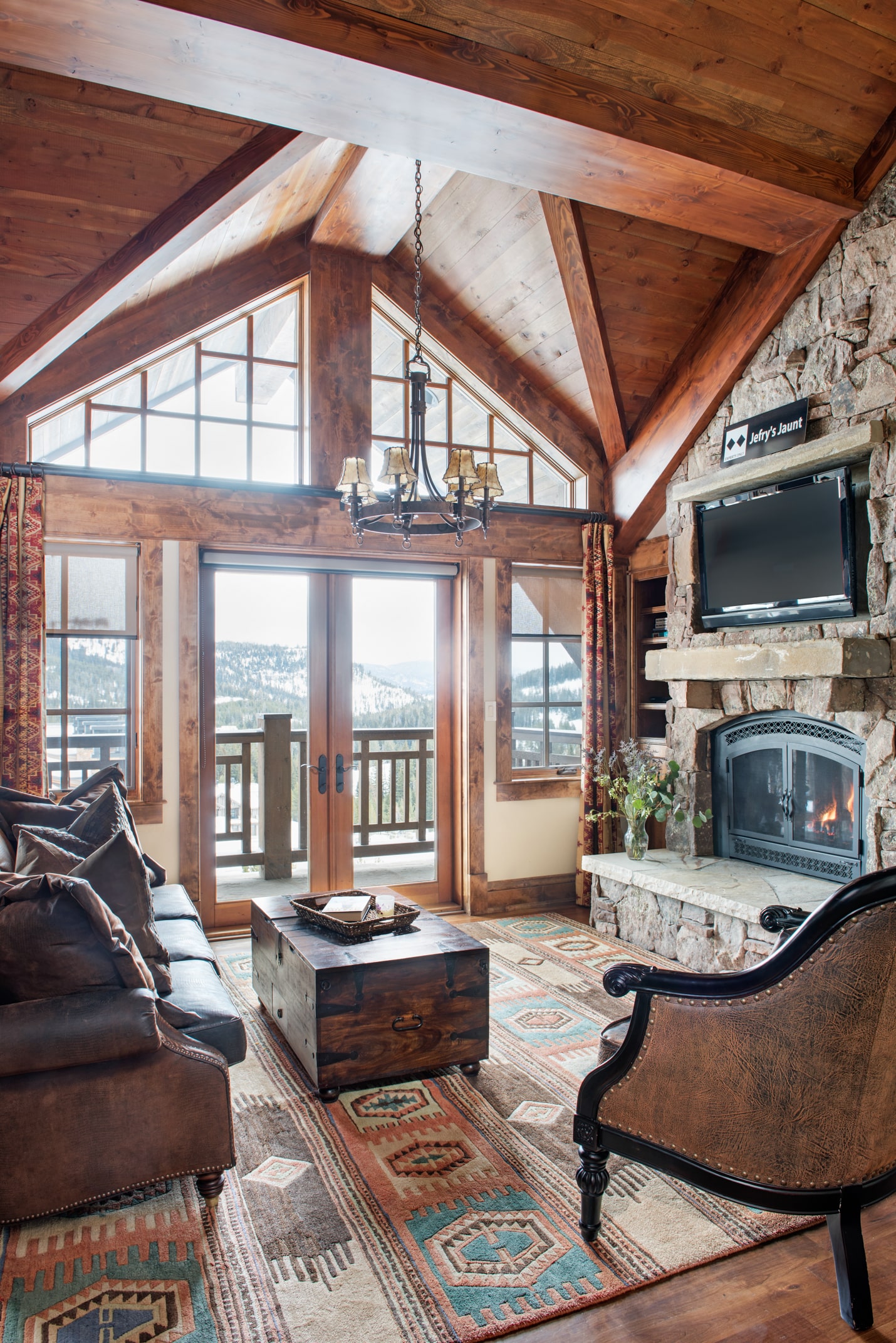 Warren Miller Lodge 307