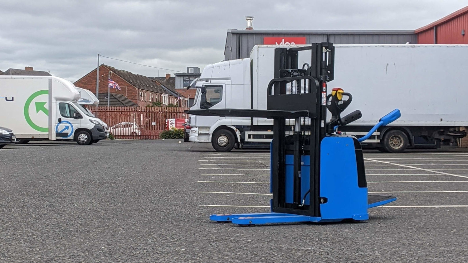 Electric Forklifts Northern Ireland BYD Lithium Ion Electric Stacker Trucks