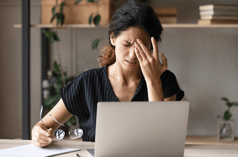 How do screens affect your eyes?