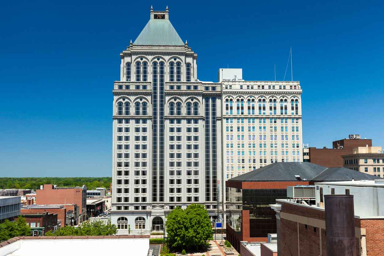 Expert Commercial Cleaning Services in Greensboro, NC Mouras