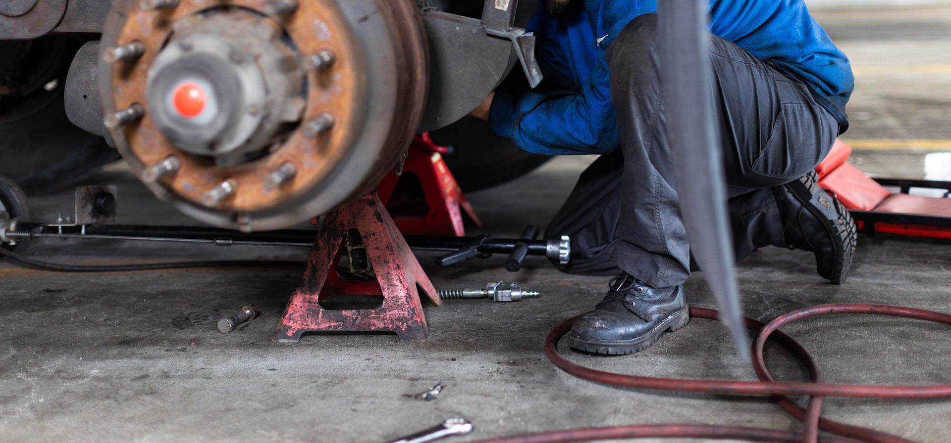 Commercial Truck Transmission Repair: What You Need to Know