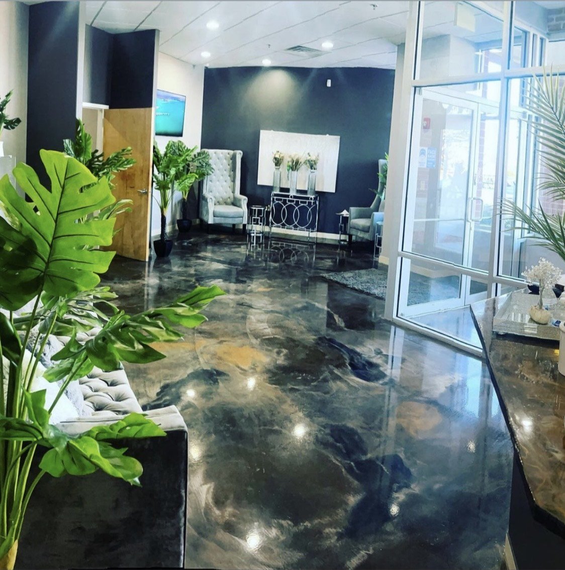 GlossGenius Helps Rita Rios Manage Growing Salon Empire