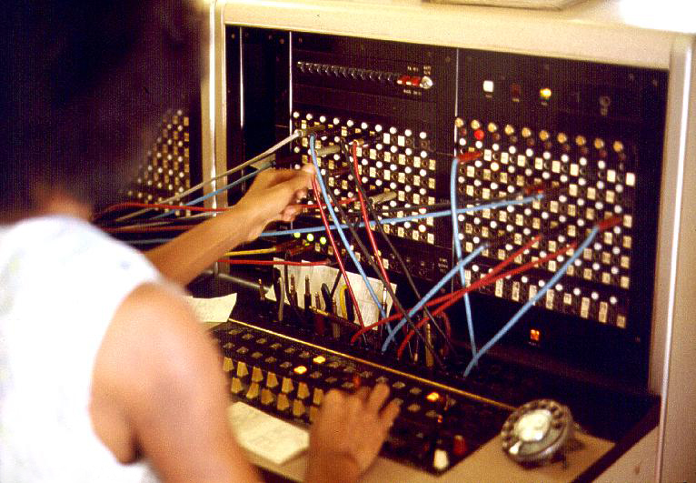 Telephone switchboard - Wikipedia