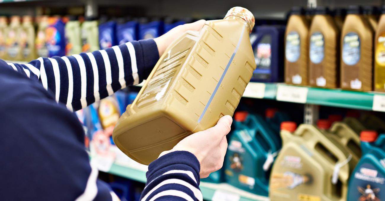 10 Best Engine Oil For Classic Cars | Junkyard Mob