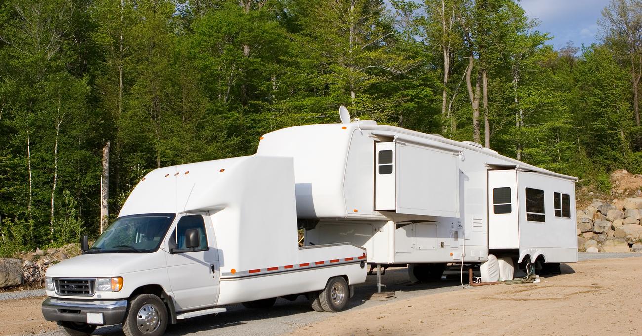 How Much Does A Fifth Wheel Weigh? Junkyard Mob