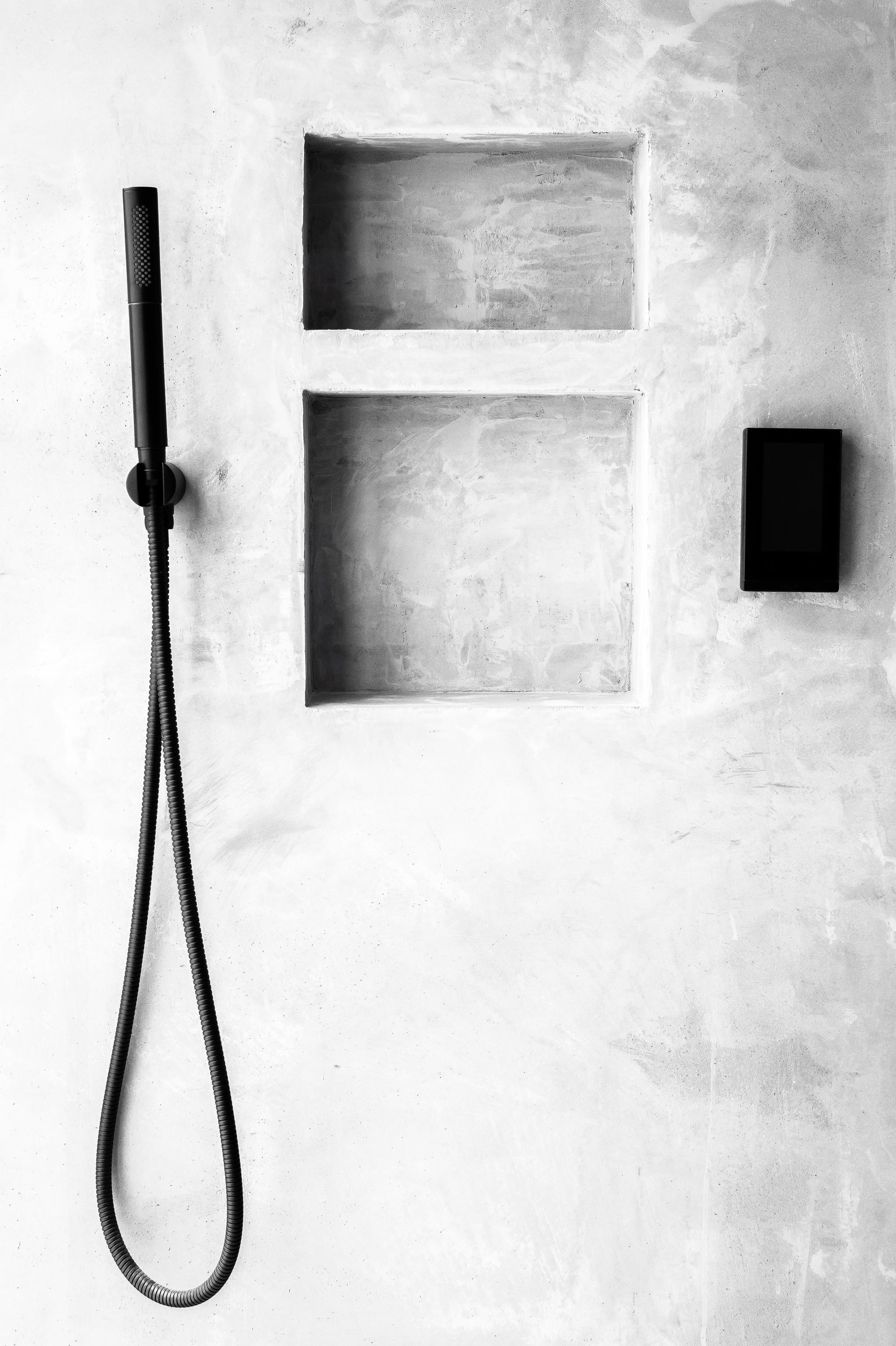 20 Bathroom Shelf Ideas for Storage & Decor Experts Kallista